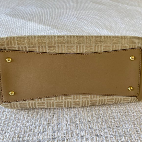 Anne Klein Engraved Lion Logo Gold-Tone Zippered Clutch - Picture 7 of 9